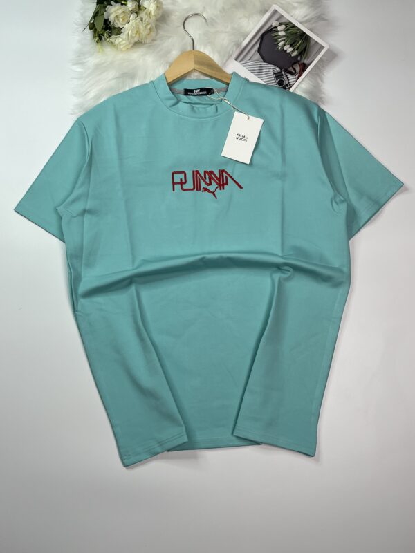 Aqua 'RUNNA' Graphic T-Shirt