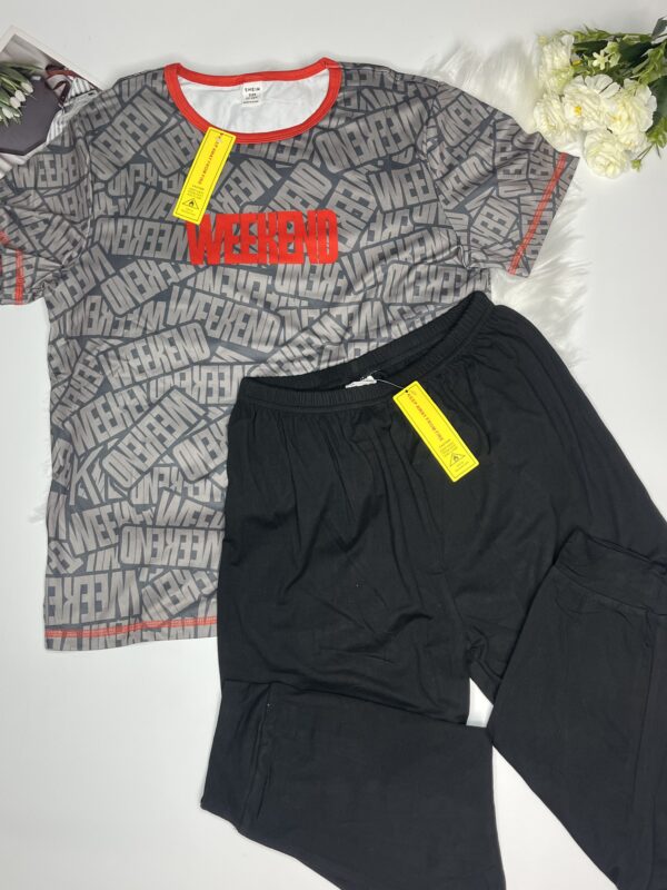 Grey & Black "Weekend" Text Print Sleep Set